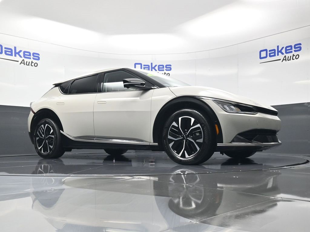 Certified 2022 Kia EV6 Wind w/ Wind Technology Package image 38