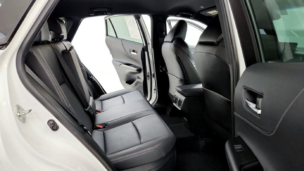 Used 2024 Toyota Venza Nightshade AWD/4WD image 28