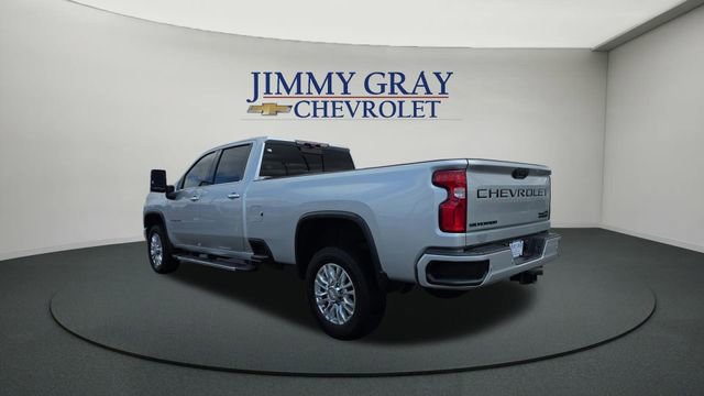Used 2020 Chevrolet Silverado 3500 High Country image 3