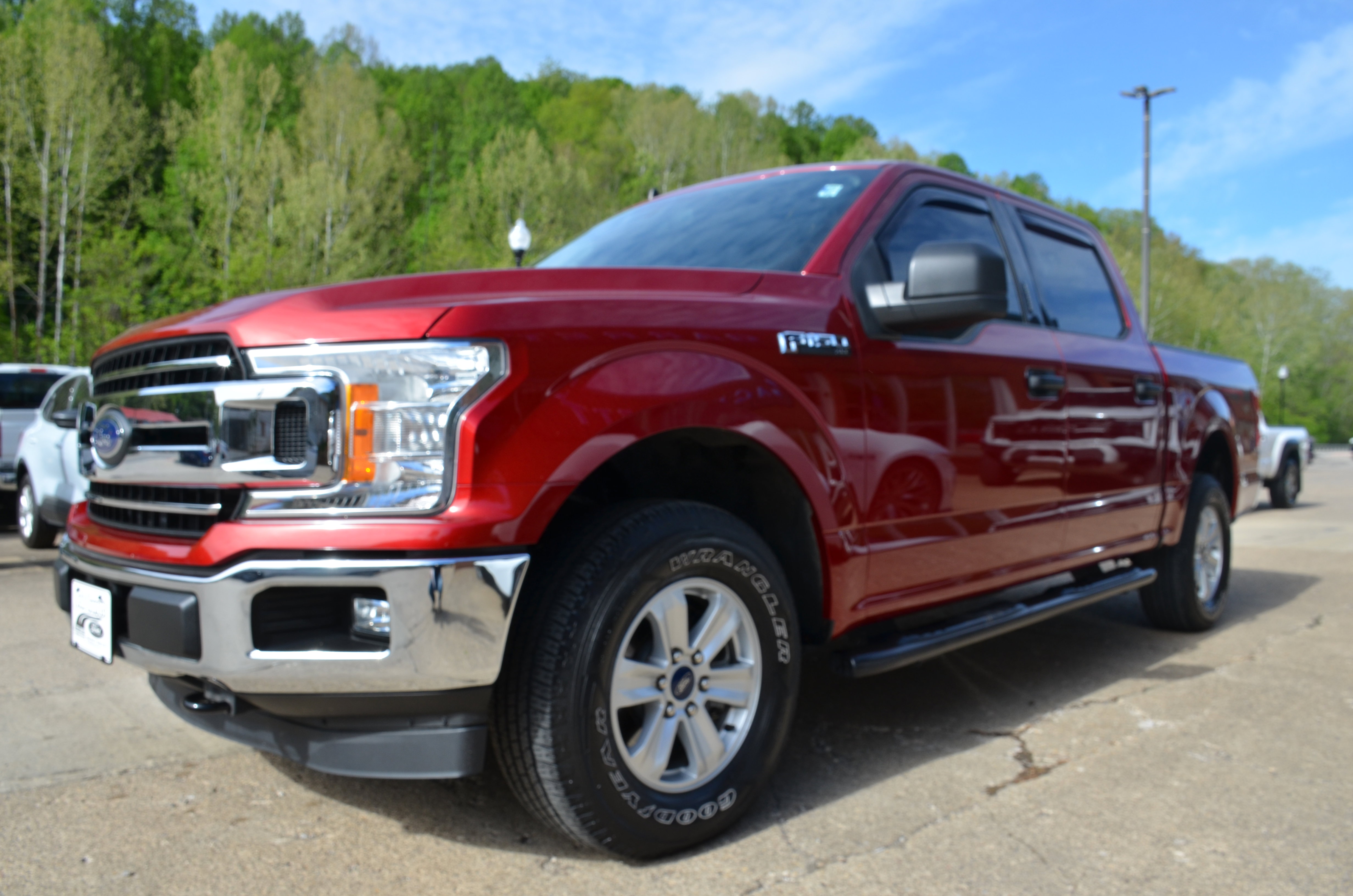 Used 2019 Ford F150 XLT AWD/4WD image 2