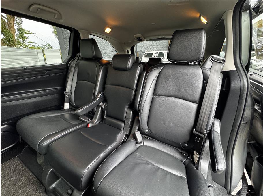 Used 2025 Honda Odyssey EX-L image 16