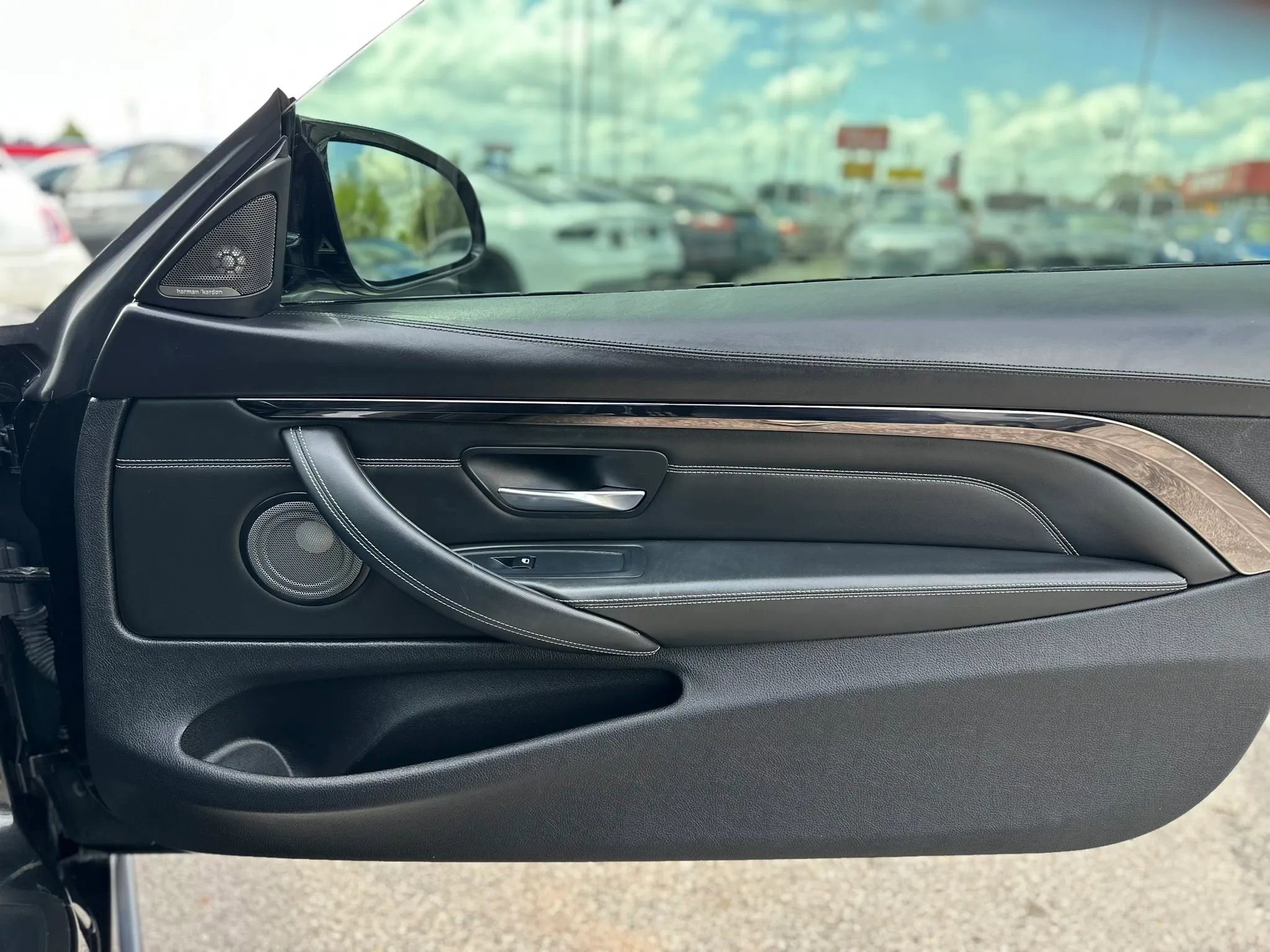 Used 2015 BMW M4 Coupe image 16