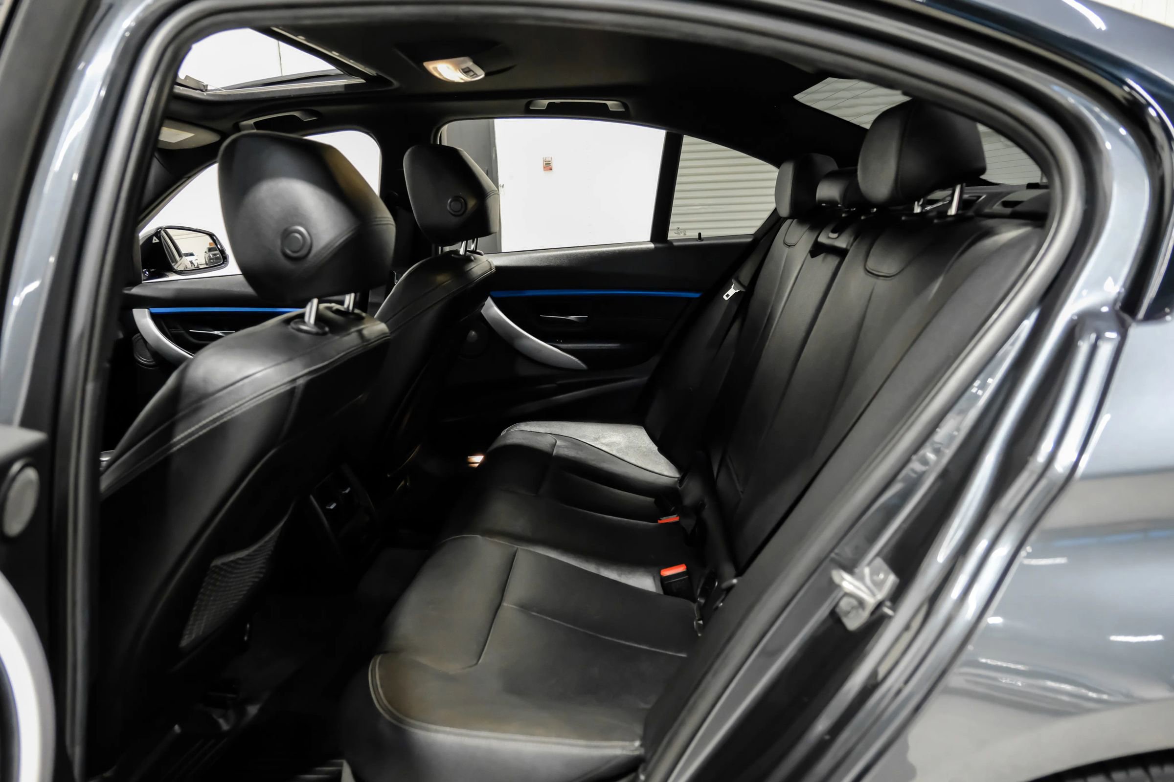 Used 2018 BMW 340i Sedan RWD image 38