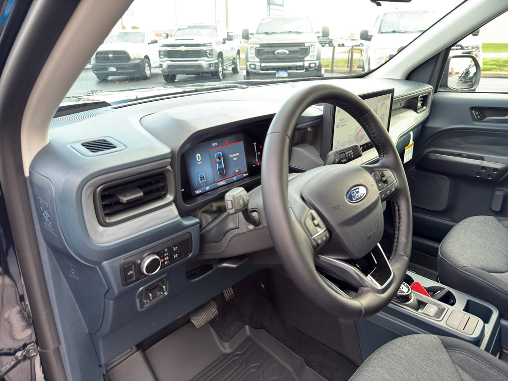 New 2025 Ford Maverick XLT w/ XLT Luxury Package image 13