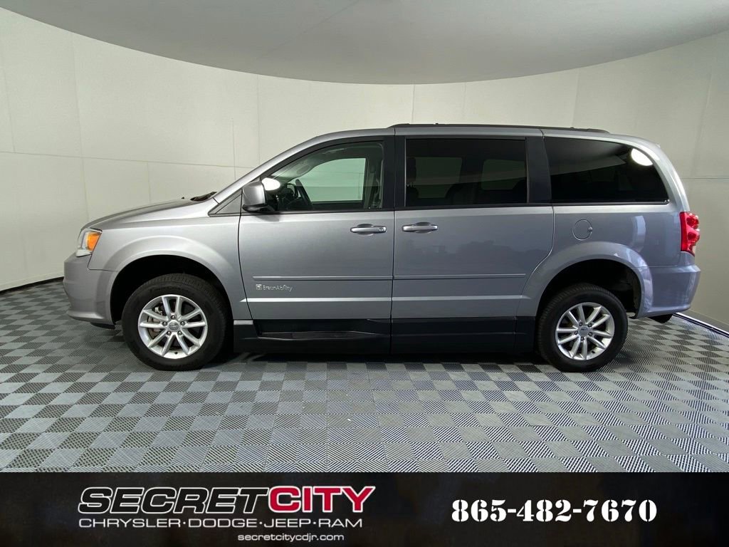 Used 2014 Dodge Grand Caravan SXT image 4