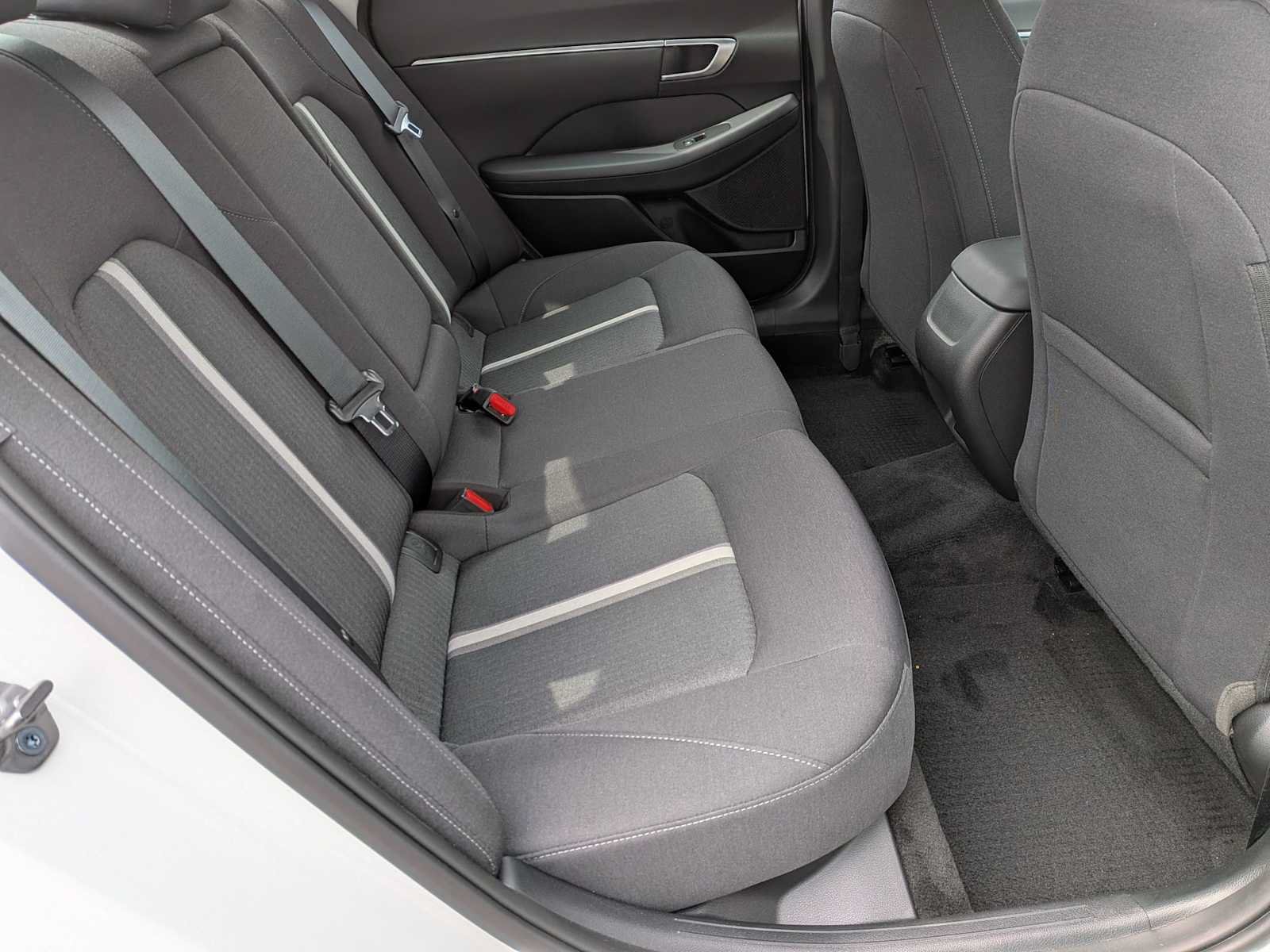 Used 2026 Hyundai Sonata SEL FWD image 18