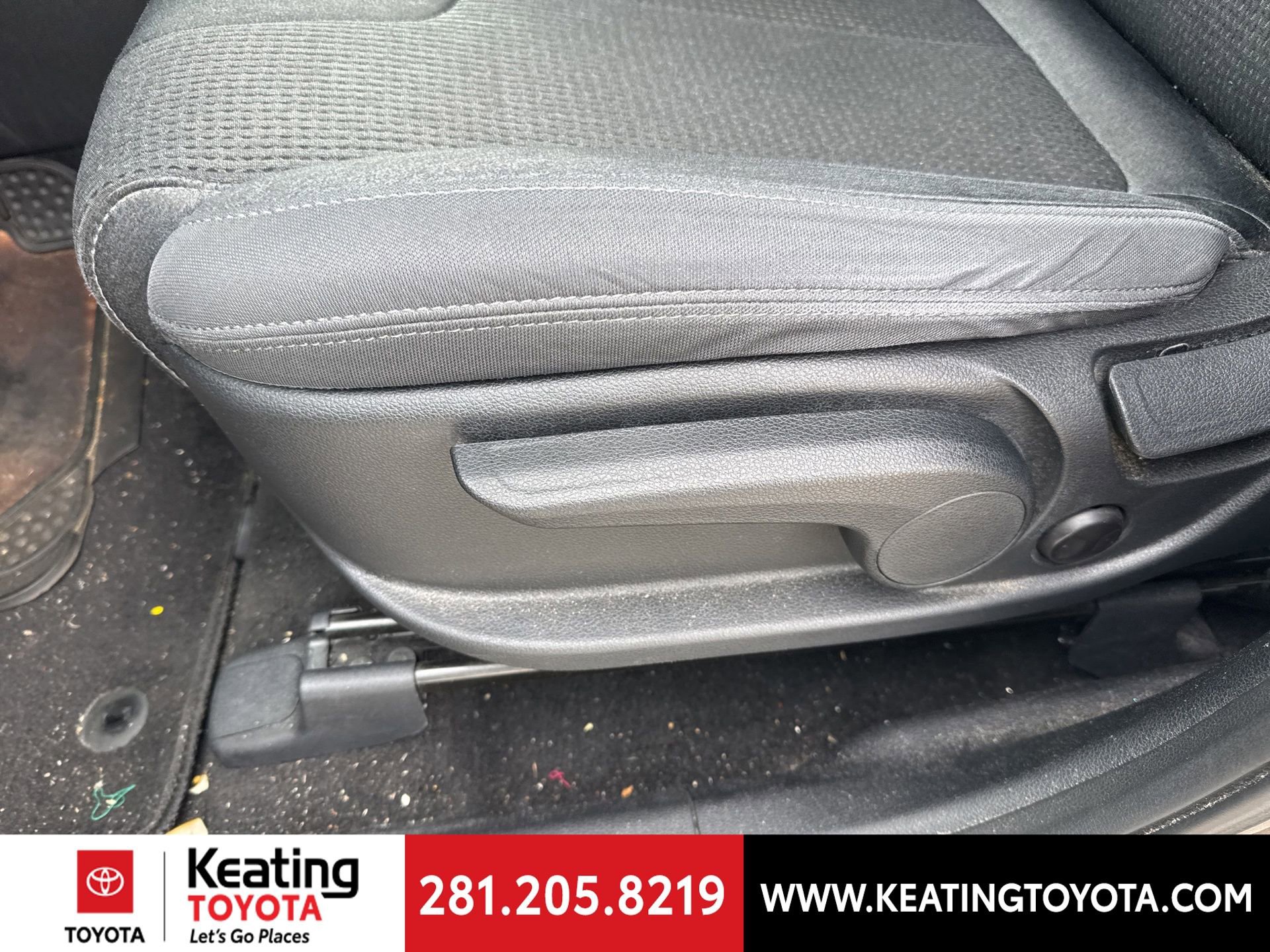 Used 2019 Hyundai Santa Fe SE image 13