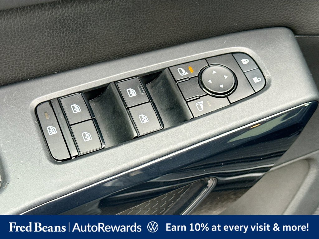 Used 2023 Nissan Pathfinder SV AWD/4WD image 23