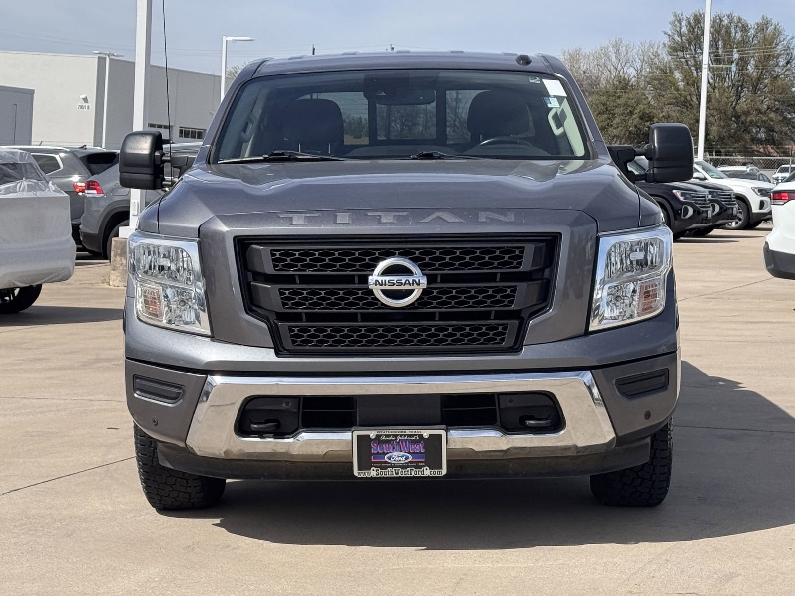 Used 2020 Nissan Titan SV w/ SV Convenience Package image 9