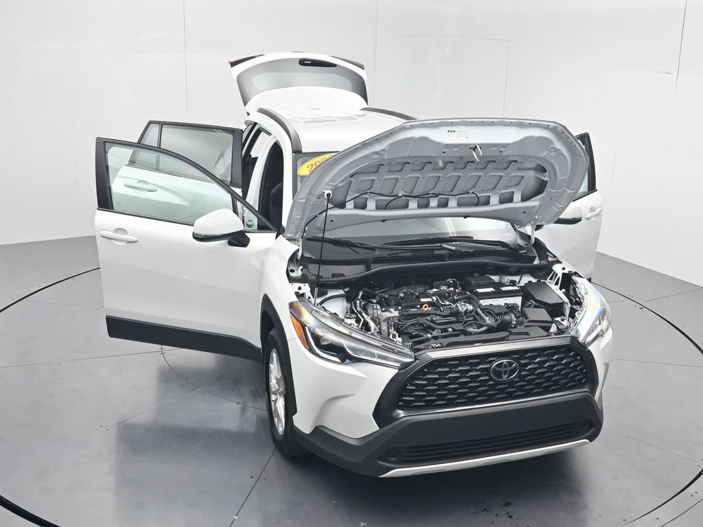 Used 2022 Toyota Corolla Cross LE w/ Black Badges Package (TMS) AWD/4WD image 51