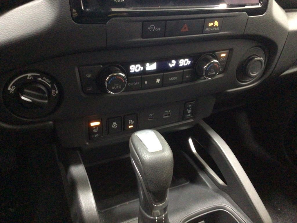 Used 2024 Nissan Frontier SL w/ Technology Package image 14
