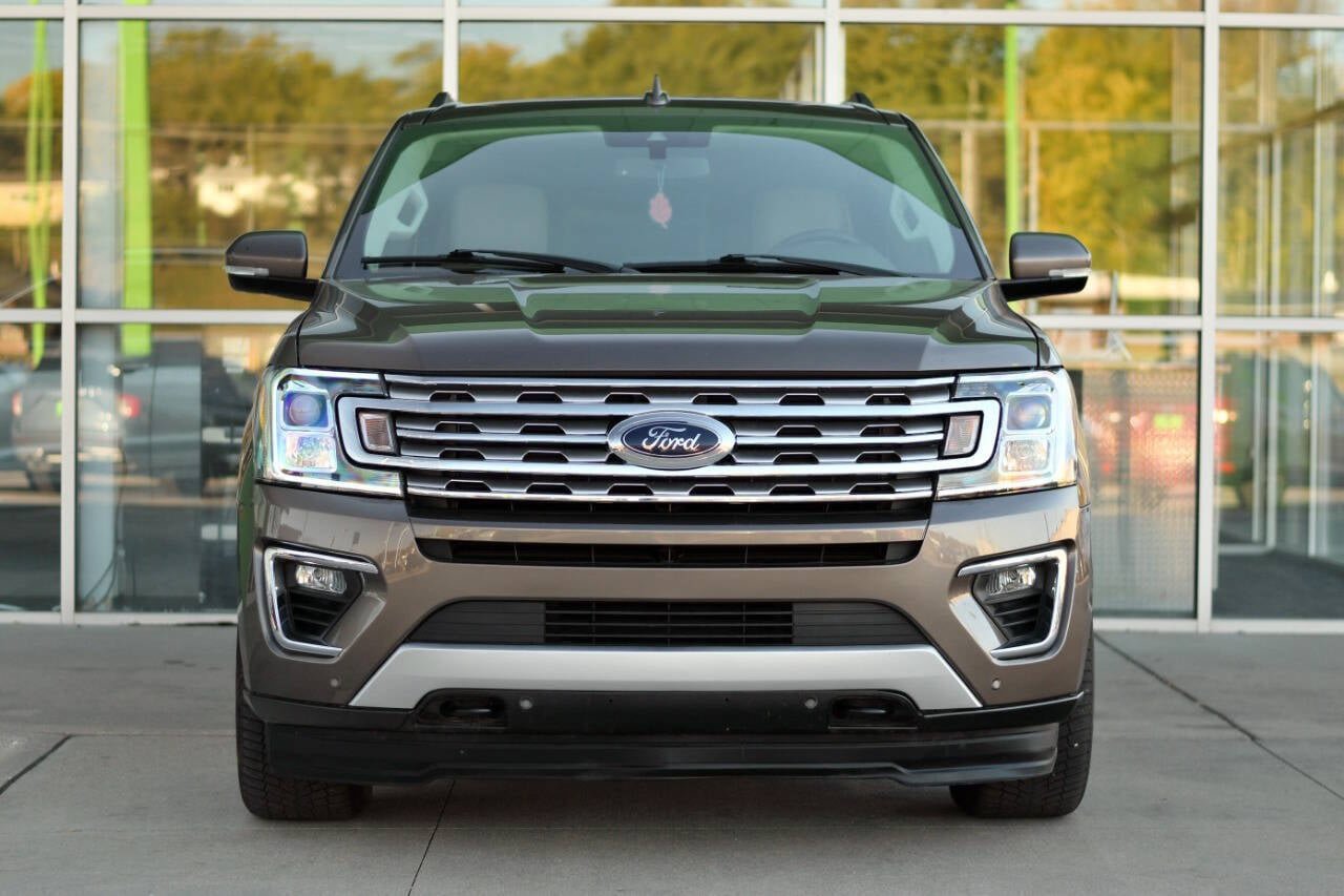 Used 2019 Ford Expedition Limited w/ Equipment Group 301A image 2