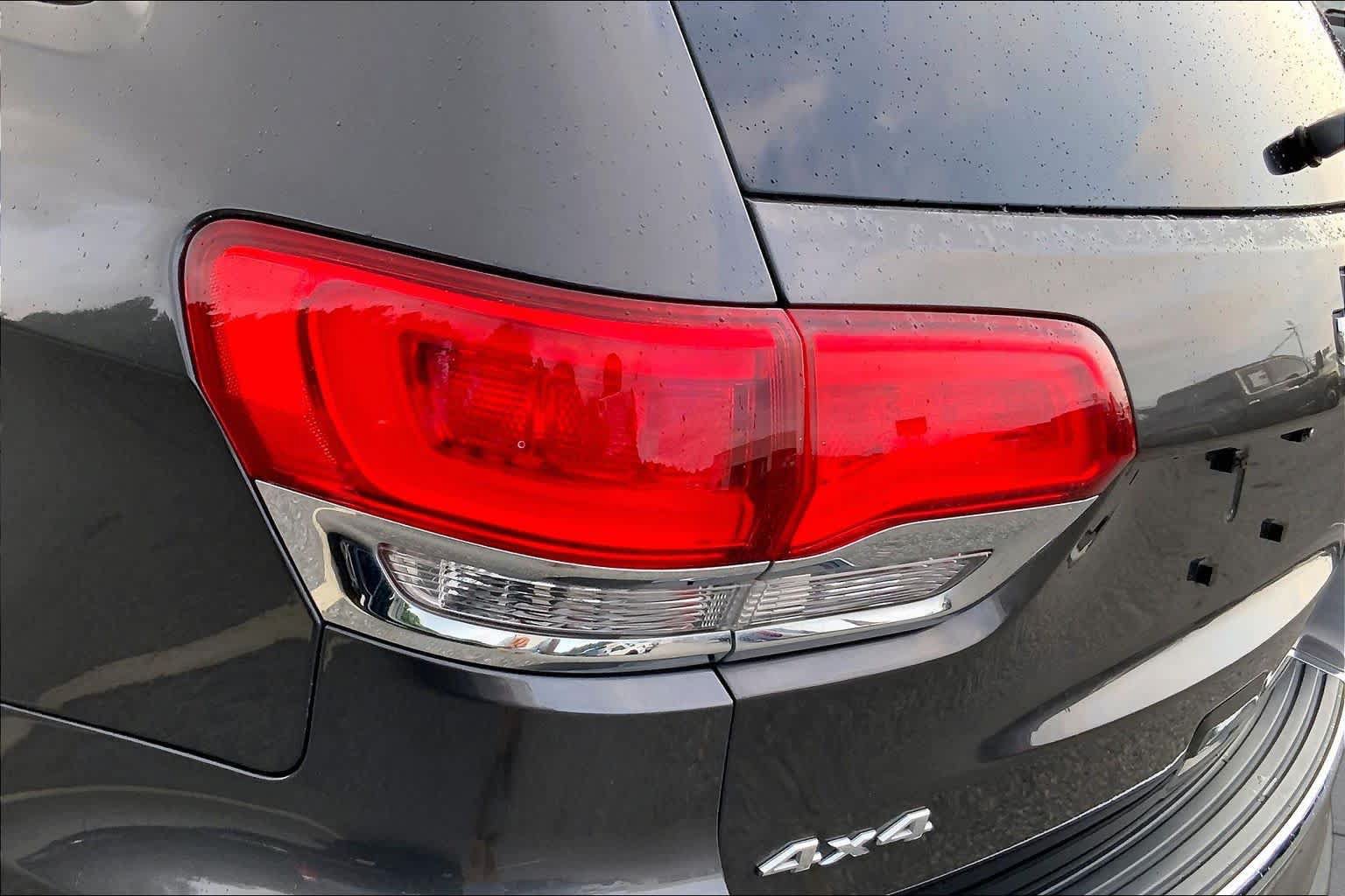 Used 2020 Jeep Grand Cherokee Summit AWD/4WD image 27