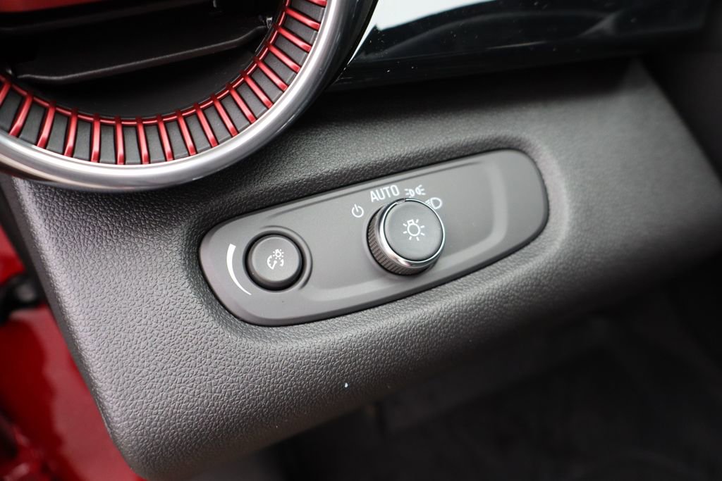 New 2026 Chevrolet Trax RS w/ Sunroof Package image 11