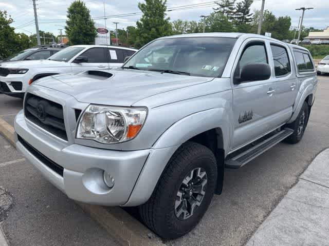Used 2010 Toyota Tacoma 4x4 Double Cab image 1