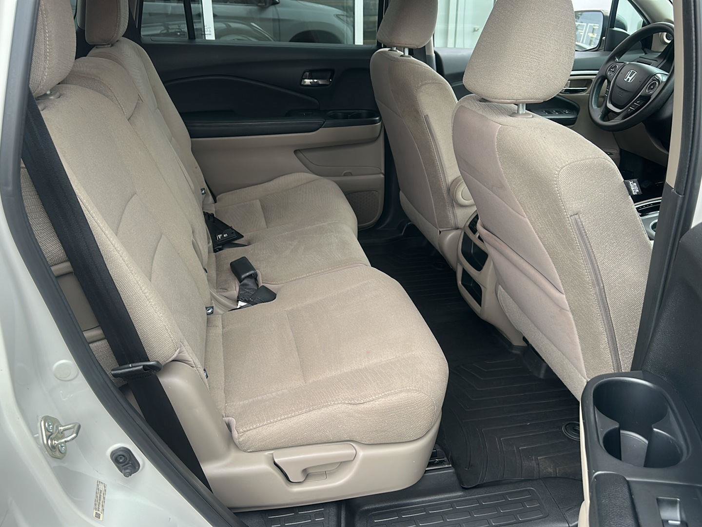 Used 2016 Honda Pilot LX image 12