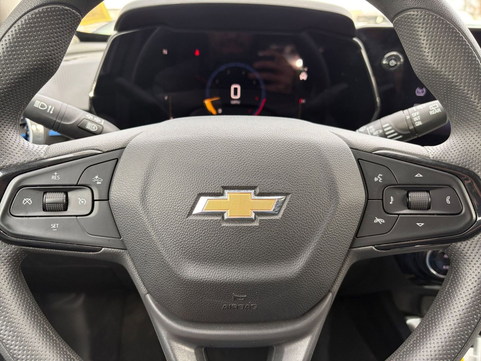 Used 2025 Chevrolet Trax LT image 27