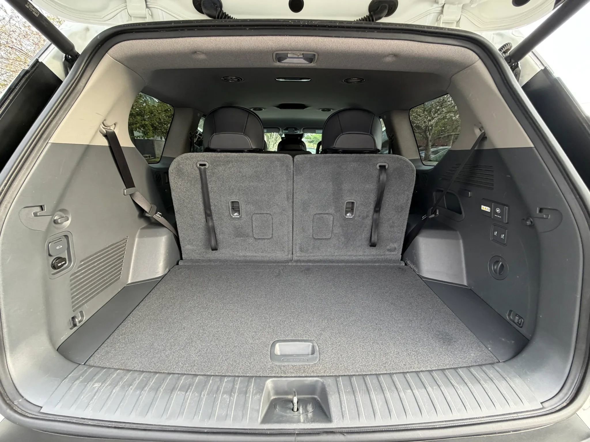 Used 2024 Kia EV9 Light image 19