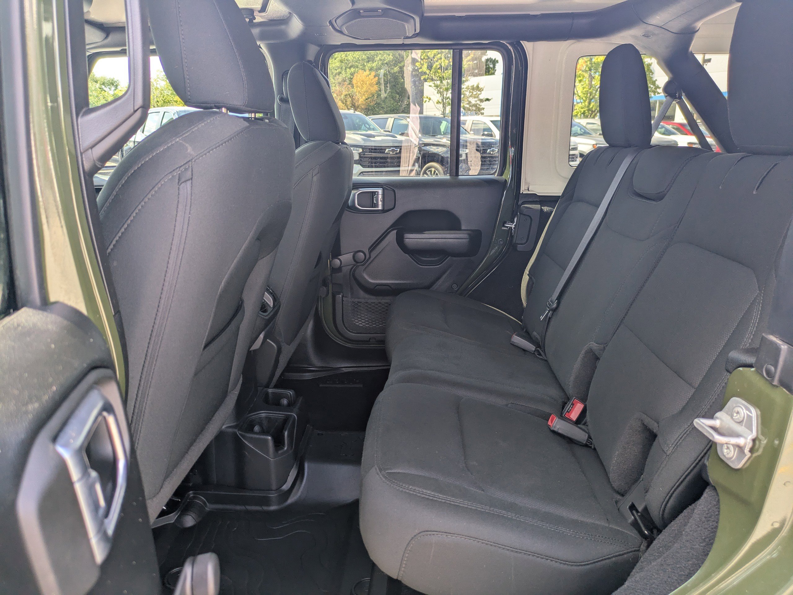 Used 2021 Jeep Wrangler Unlimited Sport image 14