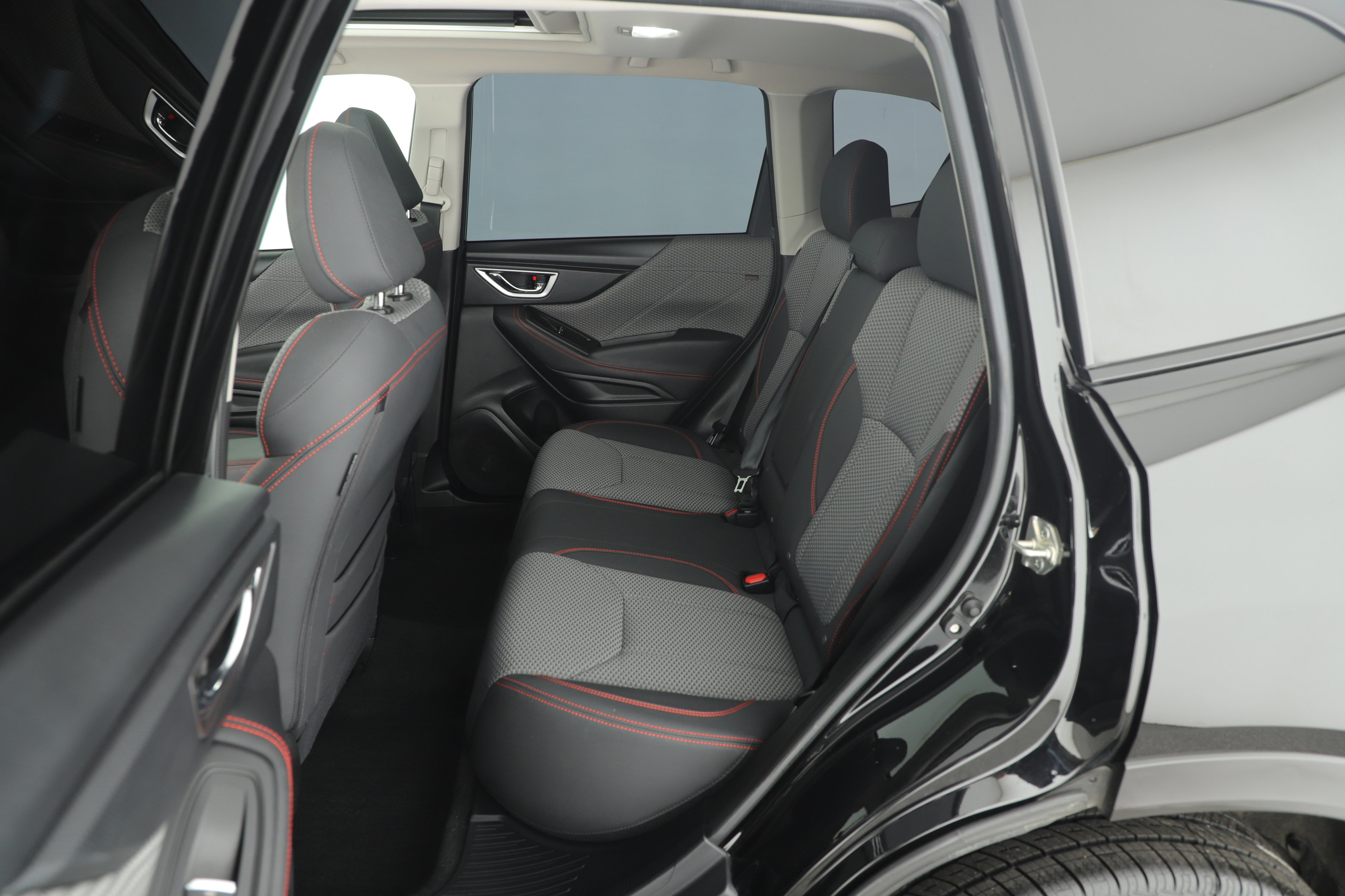 Used 2021 Subaru Forester Sport image 7