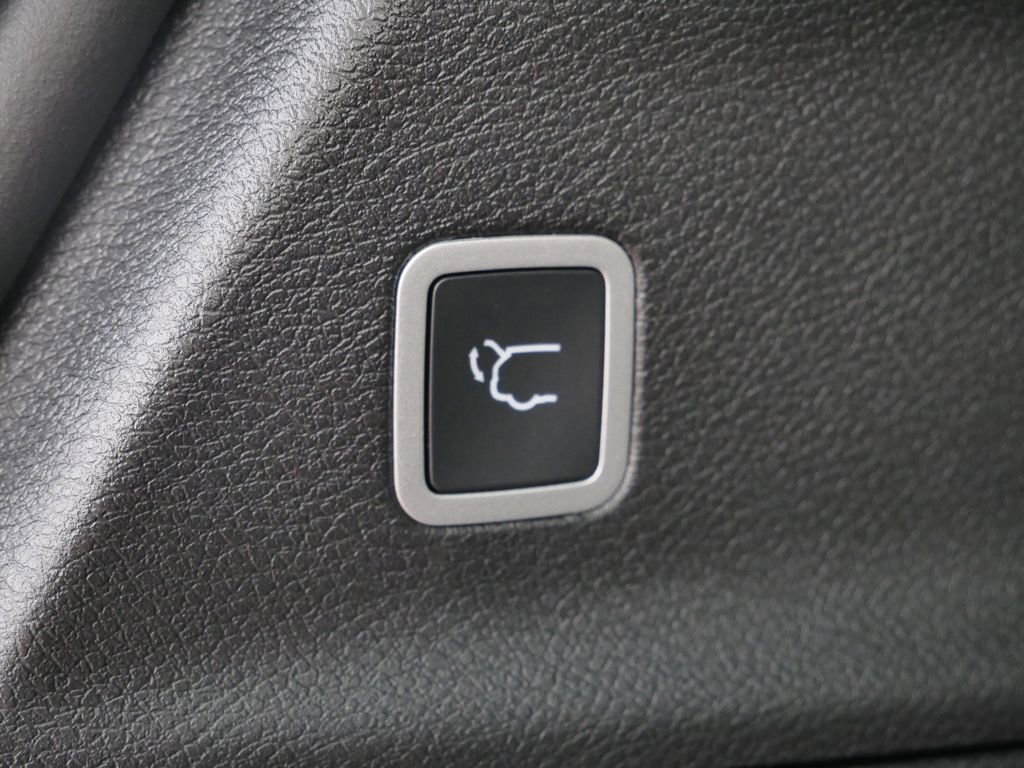 New 2026 Chrysler Pacifica Select image 10