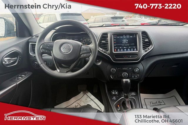Used 2022 Jeep Cherokee Trailhawk w/ Premium Leather Package image 6