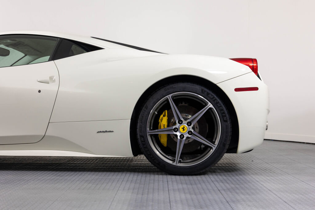 Certified 2014 Ferrari 458 Italia Coupe image 23