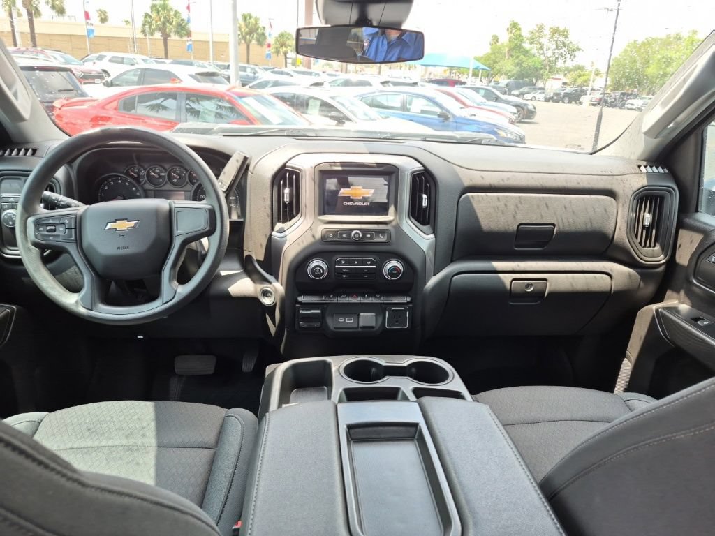 Used 2024 Chevrolet Silverado 2500 Custom w/ Custom Convenience Package RWD image 13
