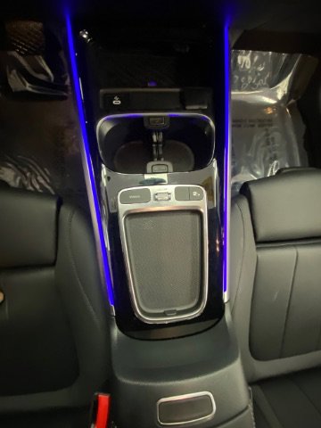 Used 2025 Mercedes-Benz GLB 250 image 25