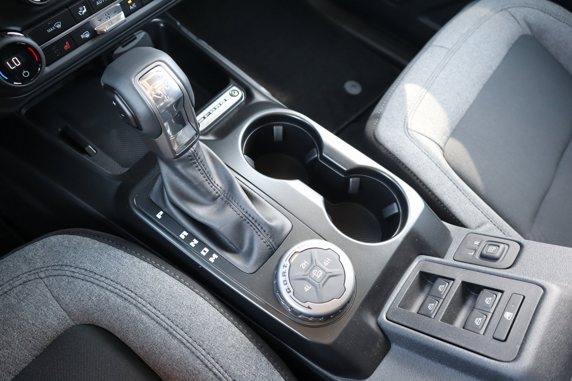 New 2025 Ford Bronco Big Bend image 9