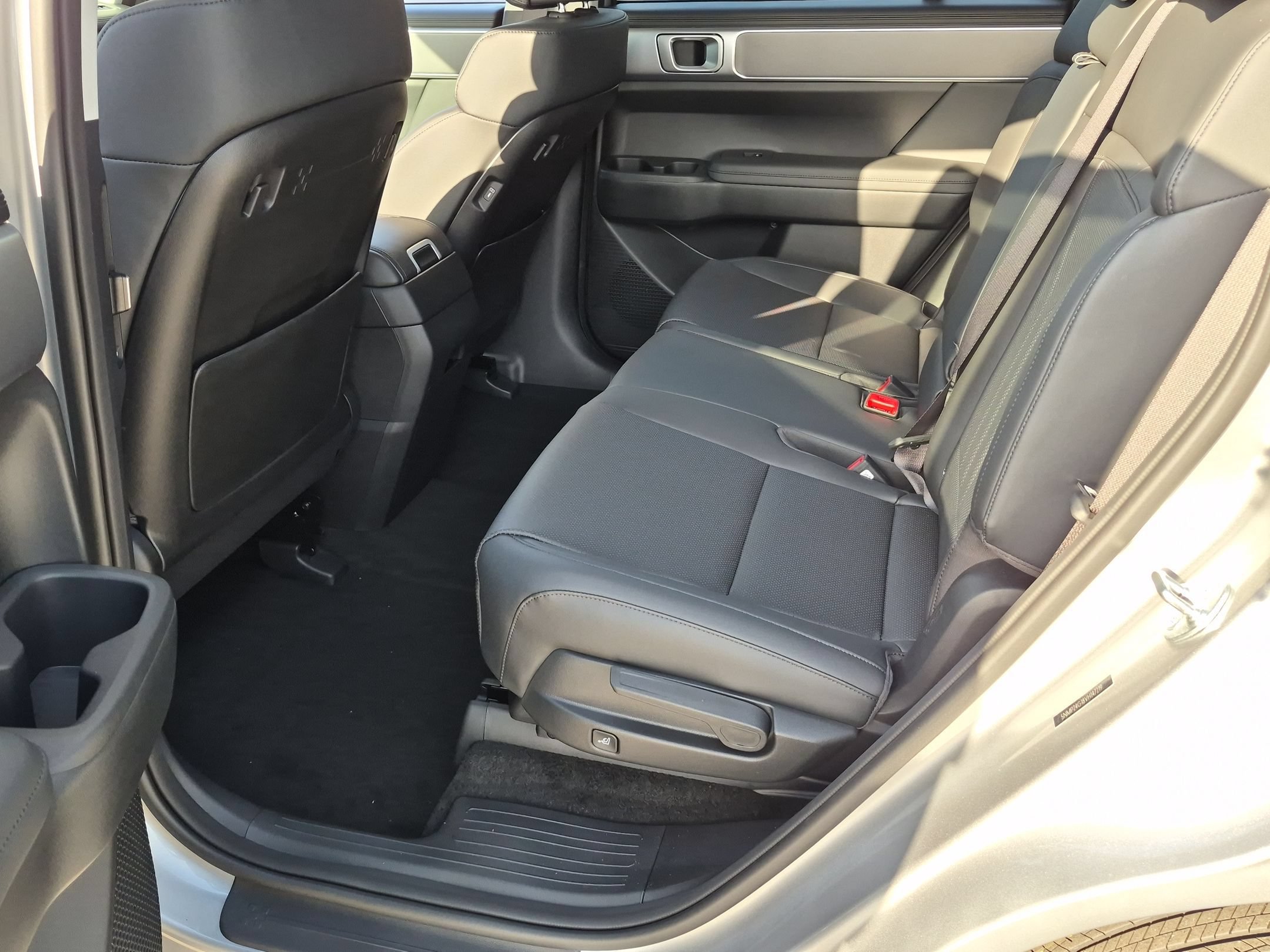 New 2027 Hyundai Santa Fe SEL FWD image 15