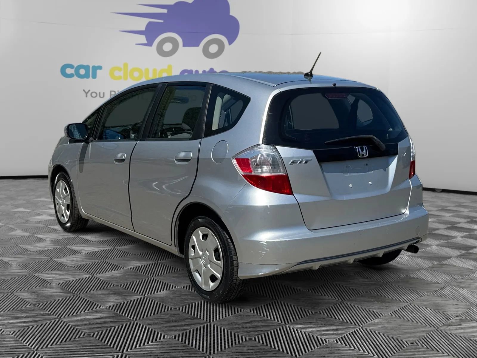 Used 2013 Honda Fit image 3