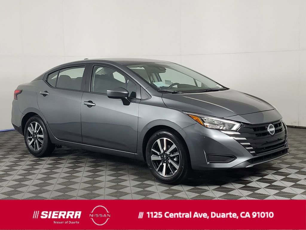 New 2025 Nissan Versa SV w/ Trunk Package