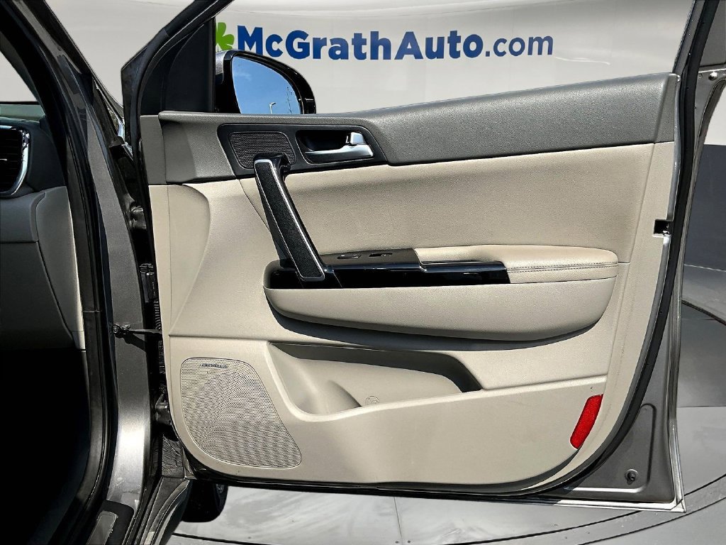 Used 2019 Kia Sportage SX FWD image 32