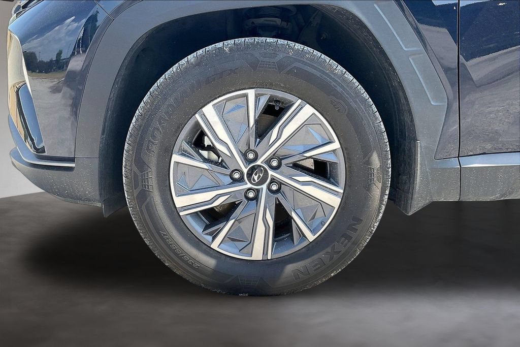 Used 2023 Hyundai Tucson Blue AWD/4WD image 30