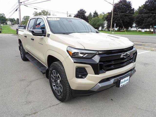 Certified 2024 Chevrolet Colorado Z71 w/ Z71 Convenience Package 2 AWD/4WD image 7