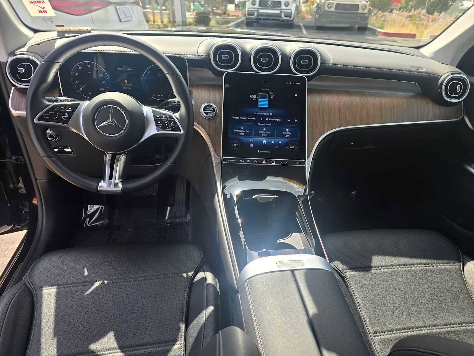 Used 2025 Mercedes-Benz GLC 350e 4MATIC image 20