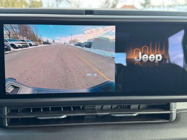 New 2026 Jeep Gladiator Sport AWD/4WD image 13