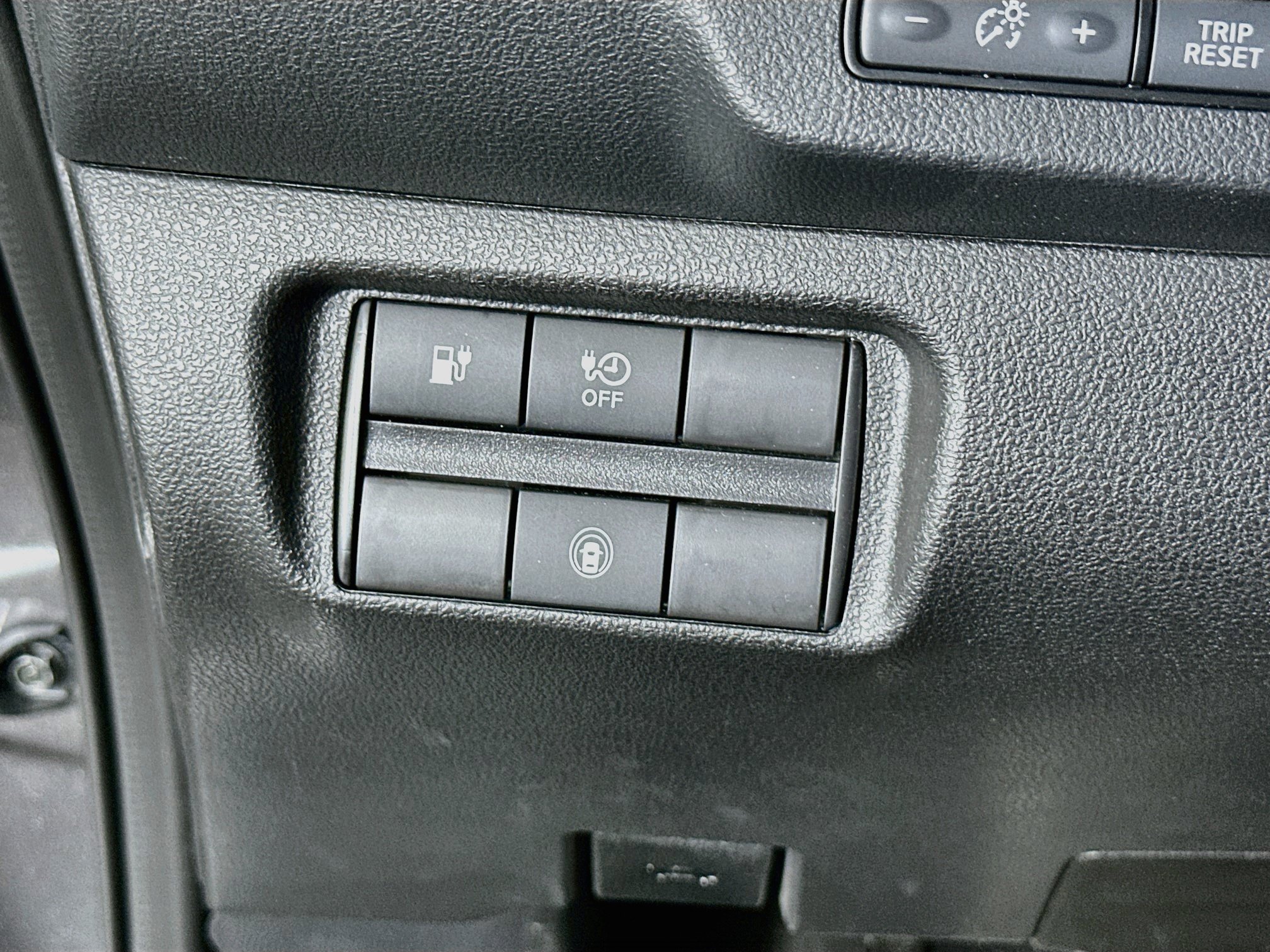 Used 2024 Nissan Leaf S FWD image 17