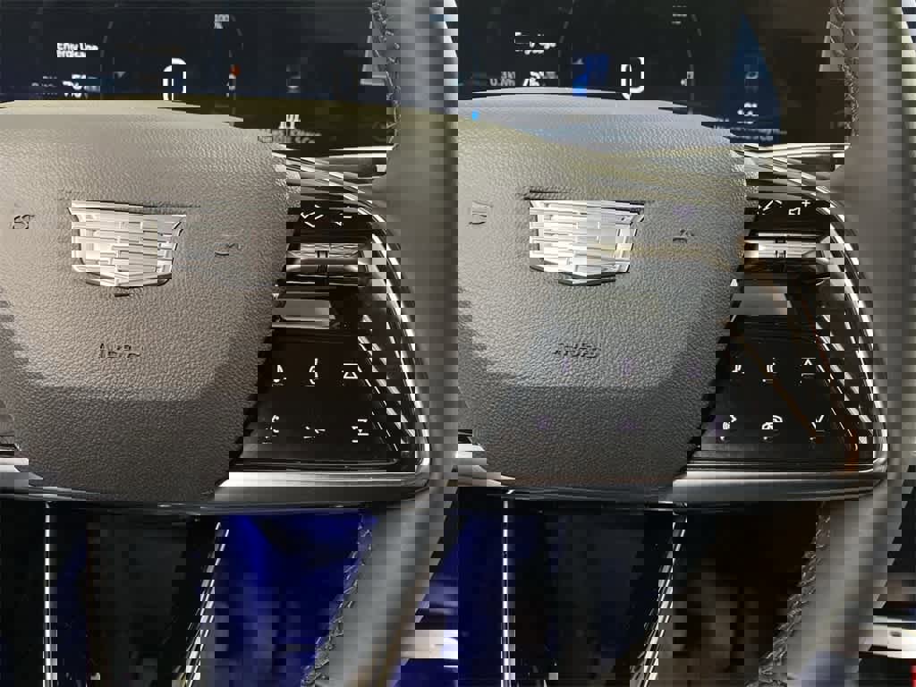 Certified 2024 Cadillac Lyriq Luxury image 22