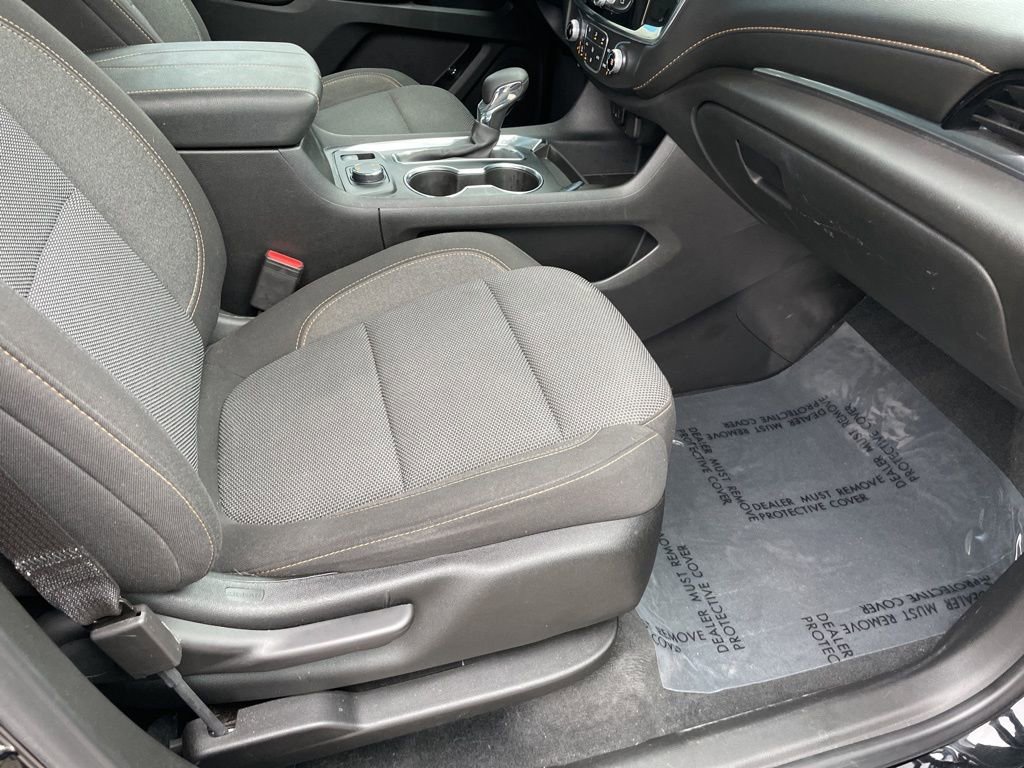 Used 2021 Chevrolet Traverse LT w/ LPO, Floor Liner Package image 27