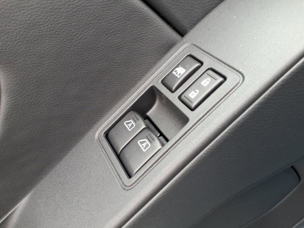 New 2026 Nissan Frontier S image 18