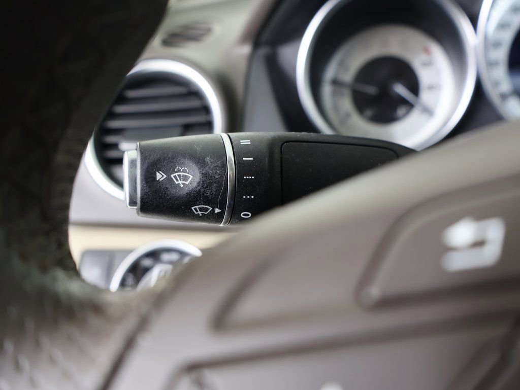 Used 2014 Mercedes-Benz C 300 4MATIC Sedan image 26
