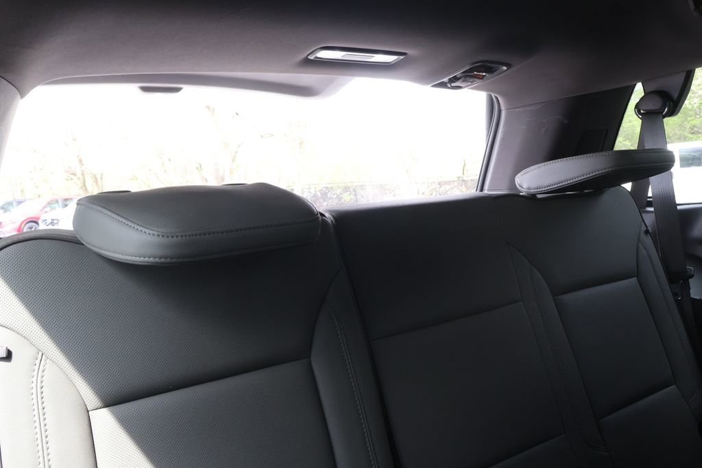 Used 2021 GMC Yukon SLT image 51