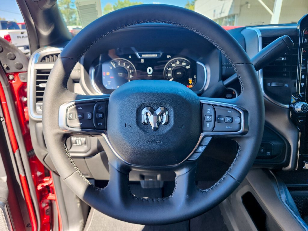 New 2026 RAM 2500 Laramie AWD/4WD image 29