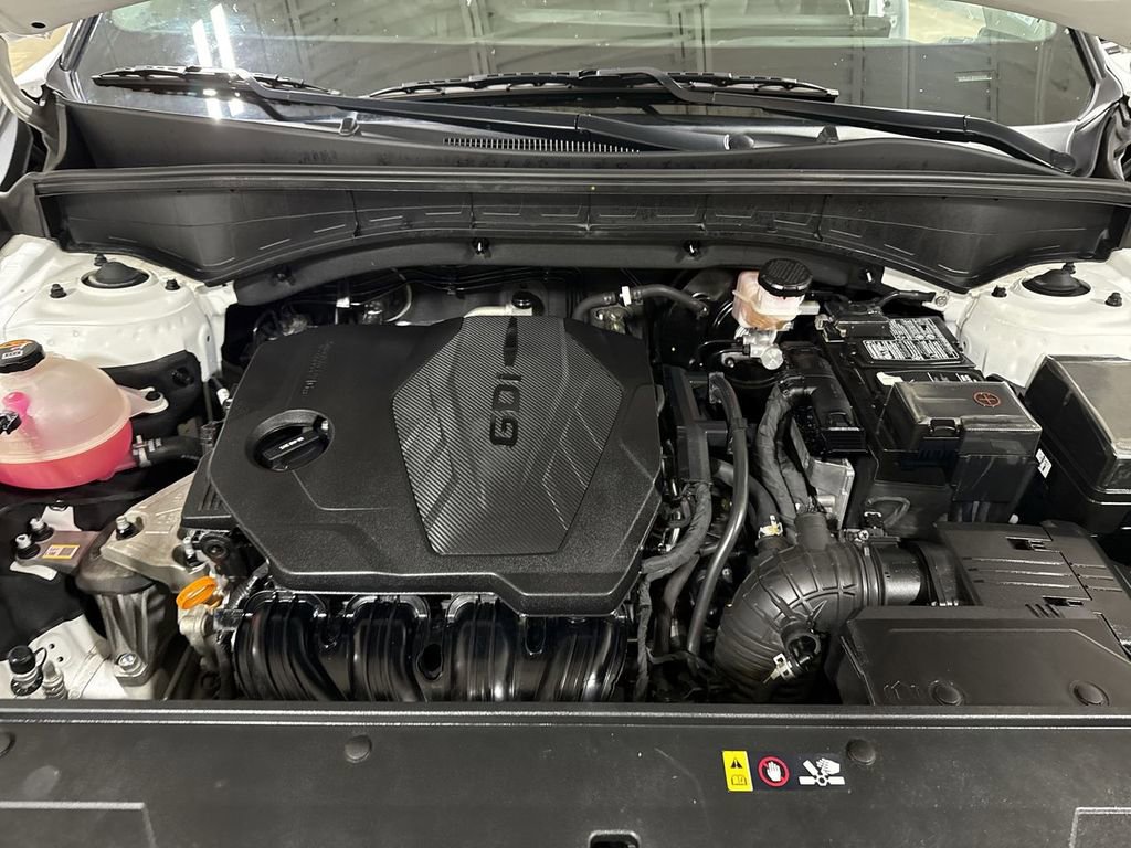 Used 2024 Kia Sorento S FWD image 26