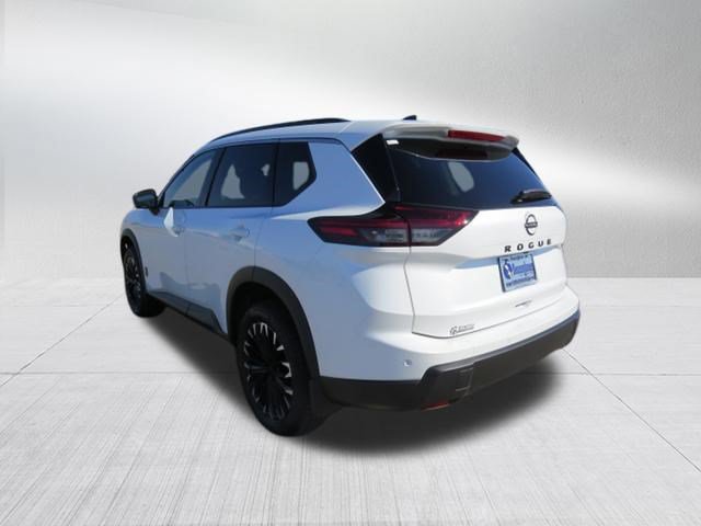 New 2026 Nissan Rogue Dark Armor FWD image 5