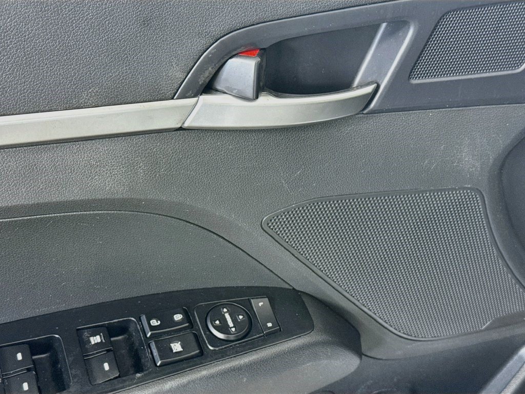 Used 2020 Hyundai Elantra SE w/ Cargo Package (C1) FWD image 21