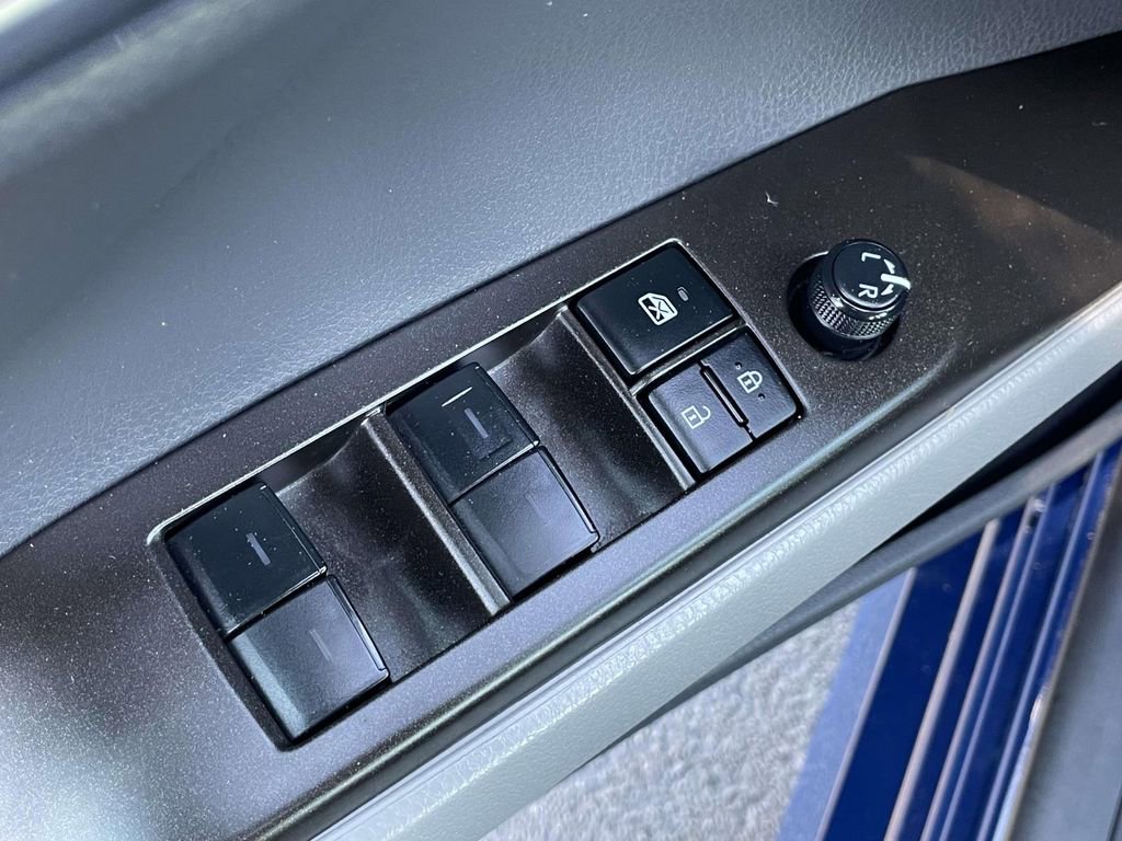 Used 2023 Toyota Camry LE w/ Convenience Package FWD image 25