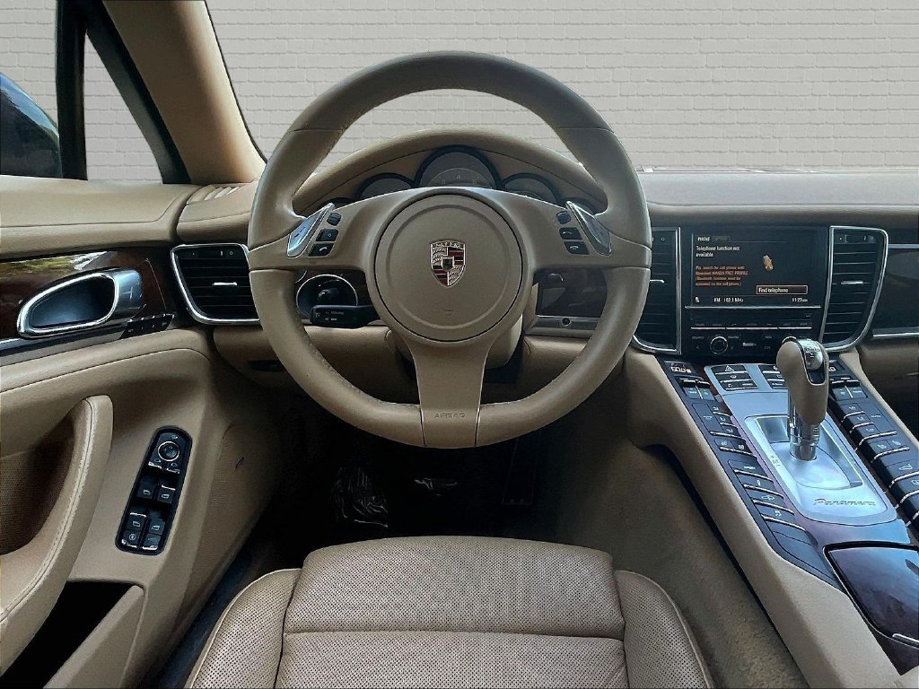 Used 2012 Porsche Panamera S RWD image 8
